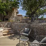 Rubeas Towers - Towers Complex Pirgos (Mani)