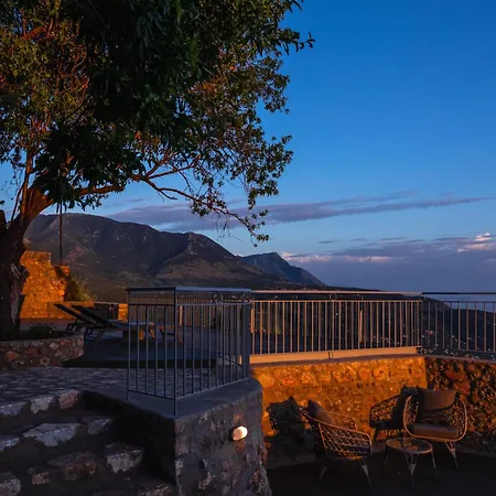 Rubeas Towers - Towers Complex Pyrgos