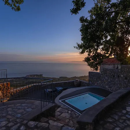 Rubeas Towers - Towers Complex Pyrgos