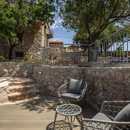 Rubeas Towers - Towers Complex Pírgos