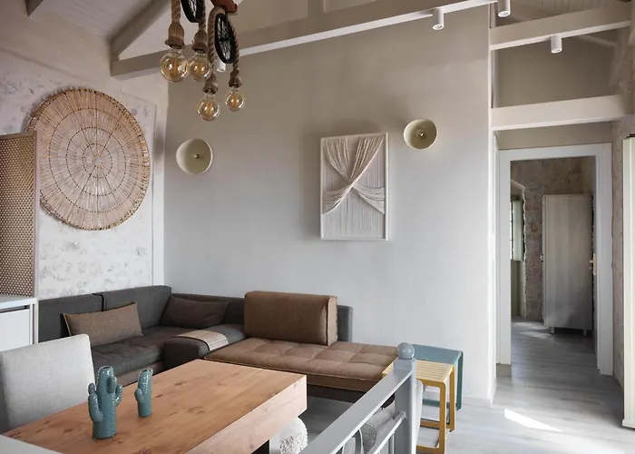 Rubeas Towers - Towers Complex Pírgosz